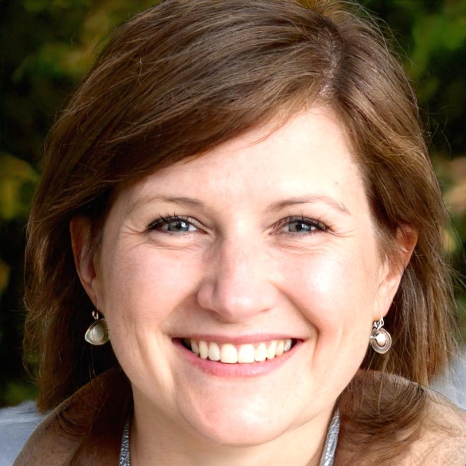 Wynona Blackfeather, Senior Financial Analyst